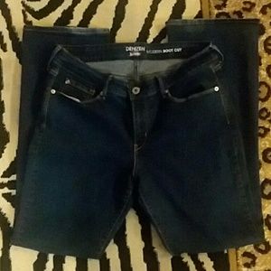 Levi Bootcut Jeans